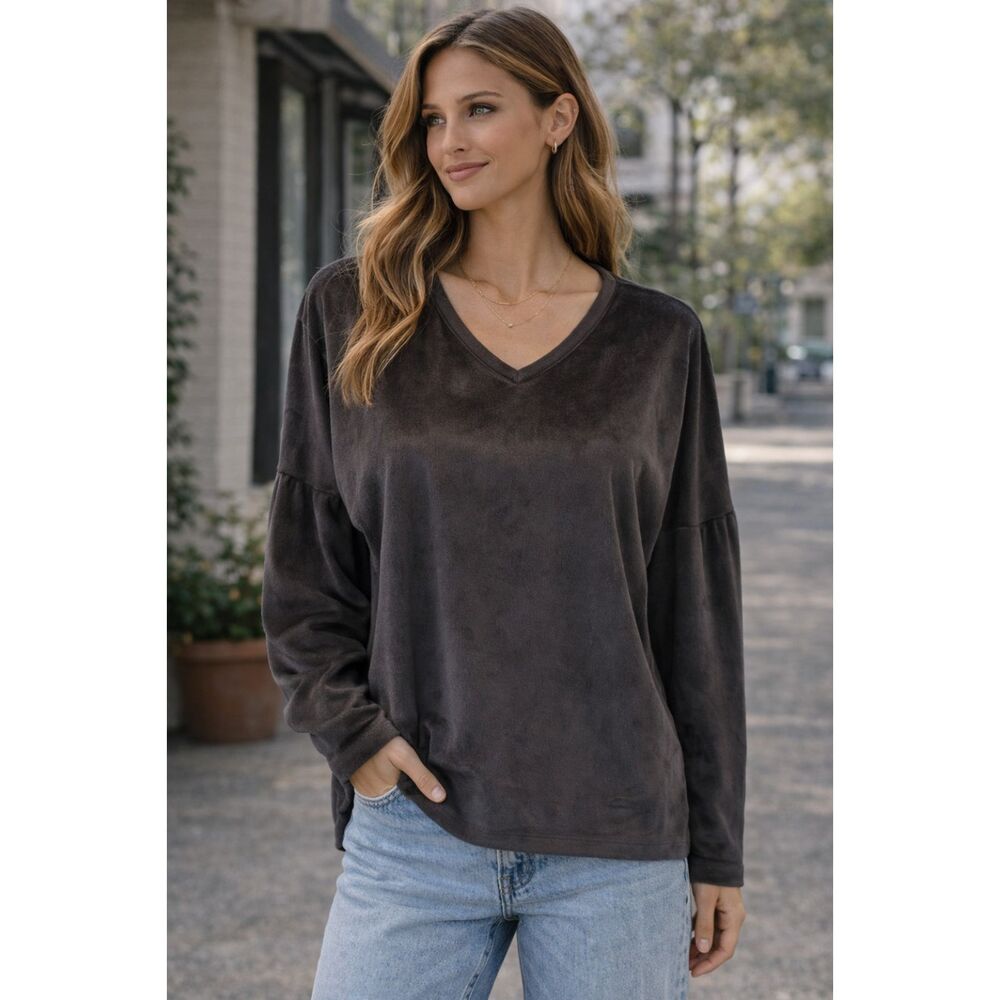 Chocol Raffine Robe Grey Velour V-Neck Pullover Top Balloon Sleeve Faux Fur